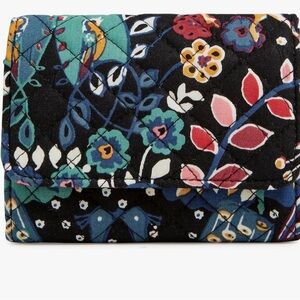 Vera Bradley enchantment women’s wallet